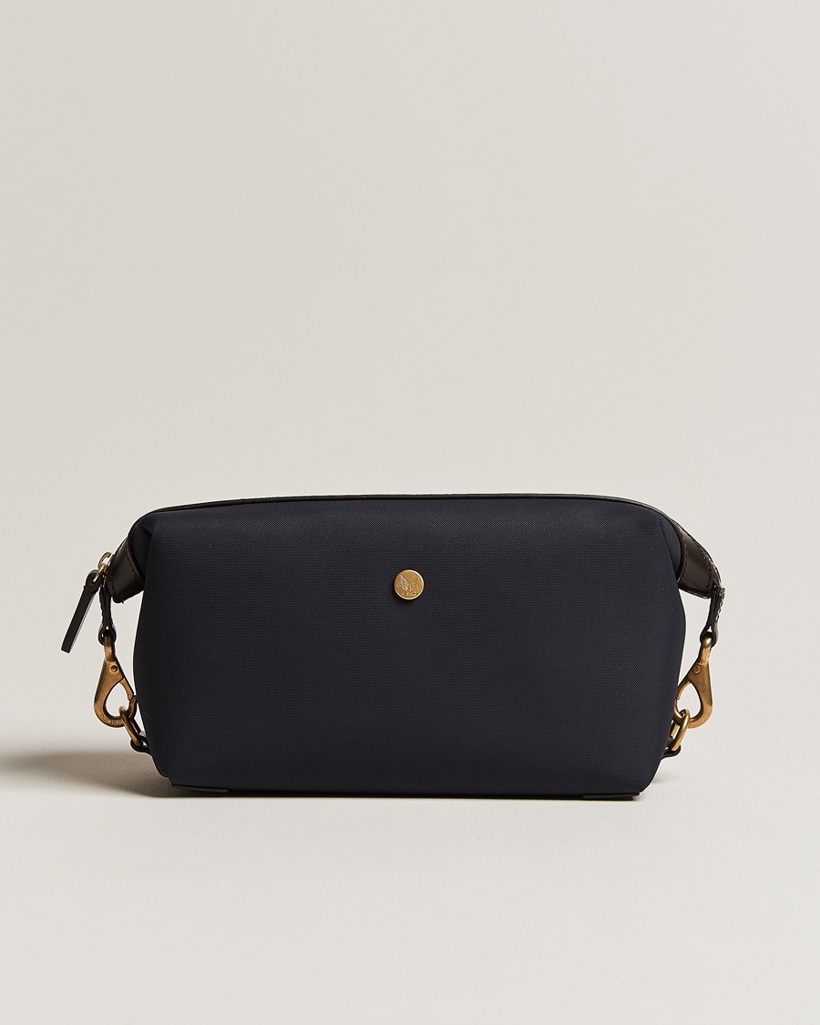 Mismo M/S Nylon Washbag Navy/Dark Brown – Blau