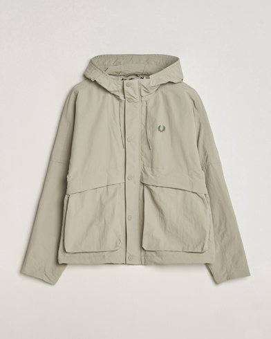 Herren | Klassische Jacken | Fred Perry | Cropped Ripstop Hooded Jacket Warm Grey