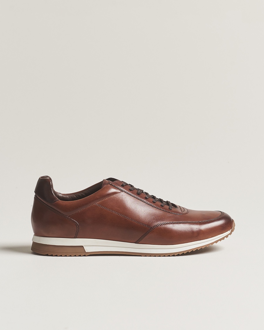 Loake Shoemakers Bannister Leather Running Sneaker Cedar – Braun