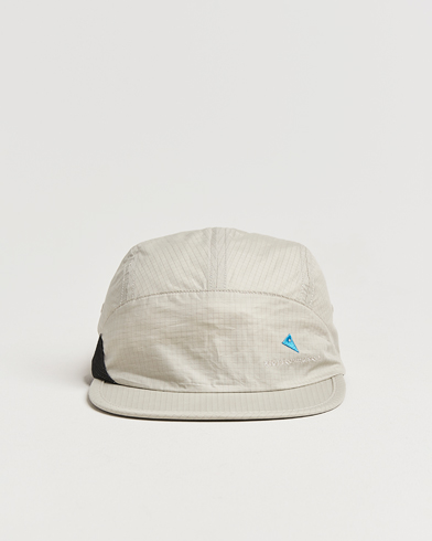 Klättermusen Ansur Five Panel Cap Dove Raven – Grau