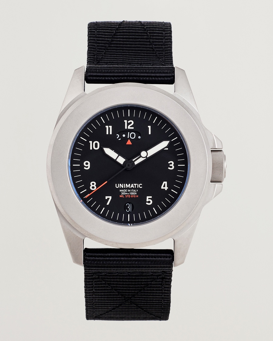 UNIMATIC UT4 GMT Toolwatch Black – Schwarz