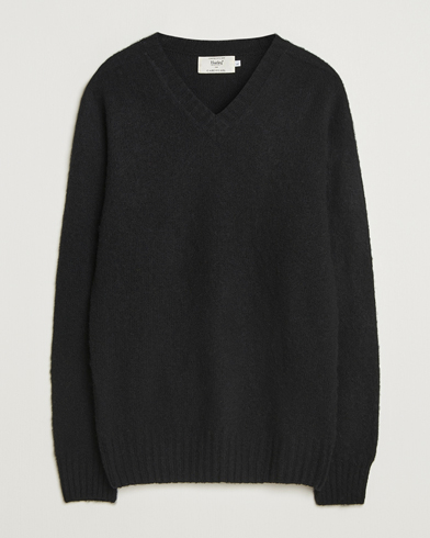 Harley Of Scotland for Care of Carl Harley Of Scotland Brushed Supersoft Lambswool V-Neck Black – Schwarz