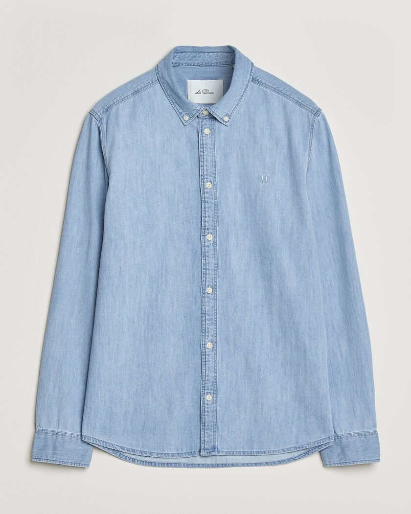 LES DEUX Konrad Denim Shirt Light Indigo Wash – Blau