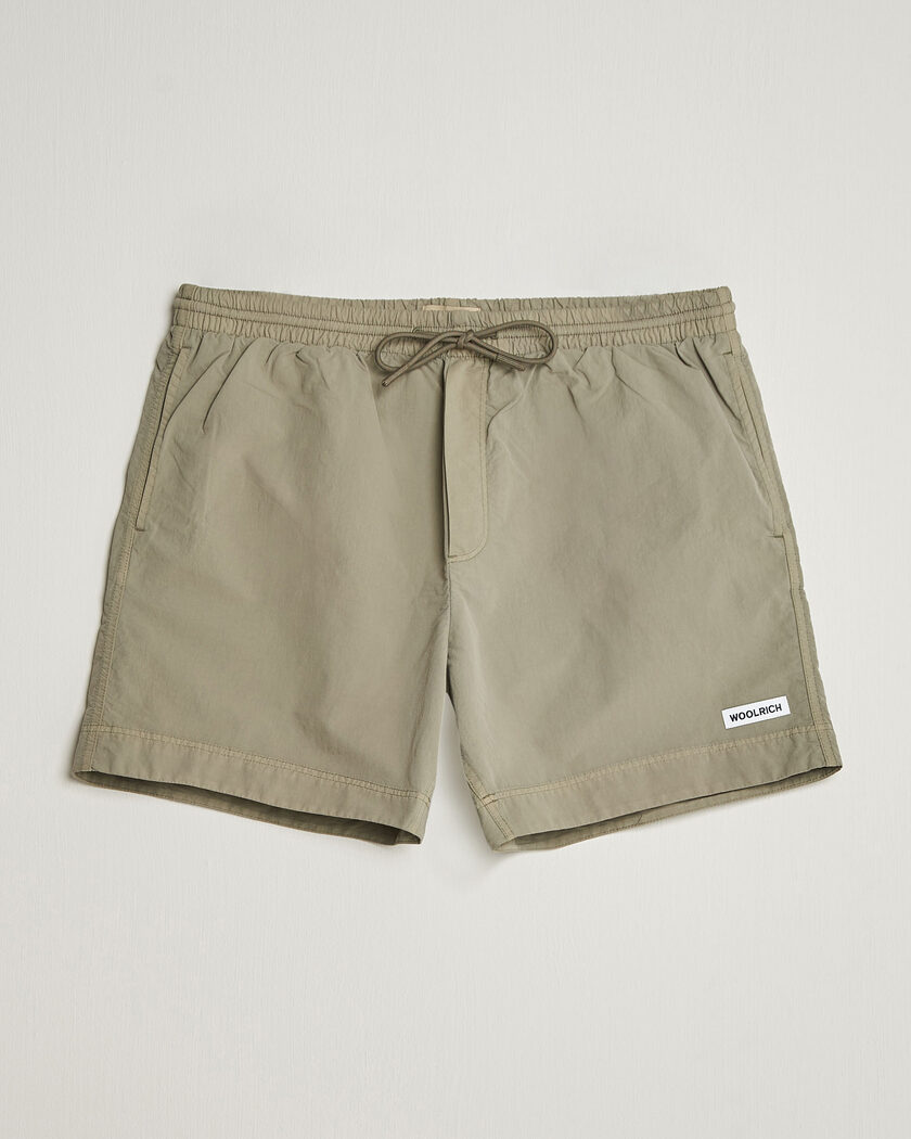 Woolrich Solid Garment Dyed Swimshorts Smokey Olive – Grün