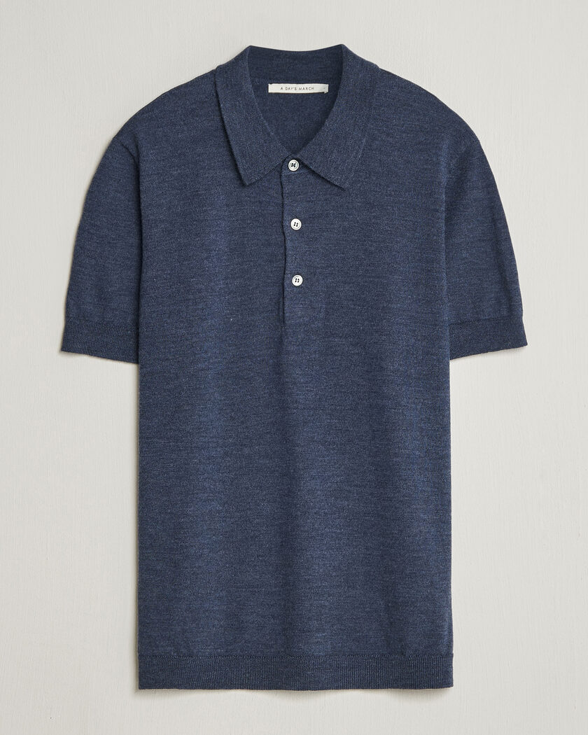 A Day's March Rosehall Knitted Polo Storm Blue – Blau