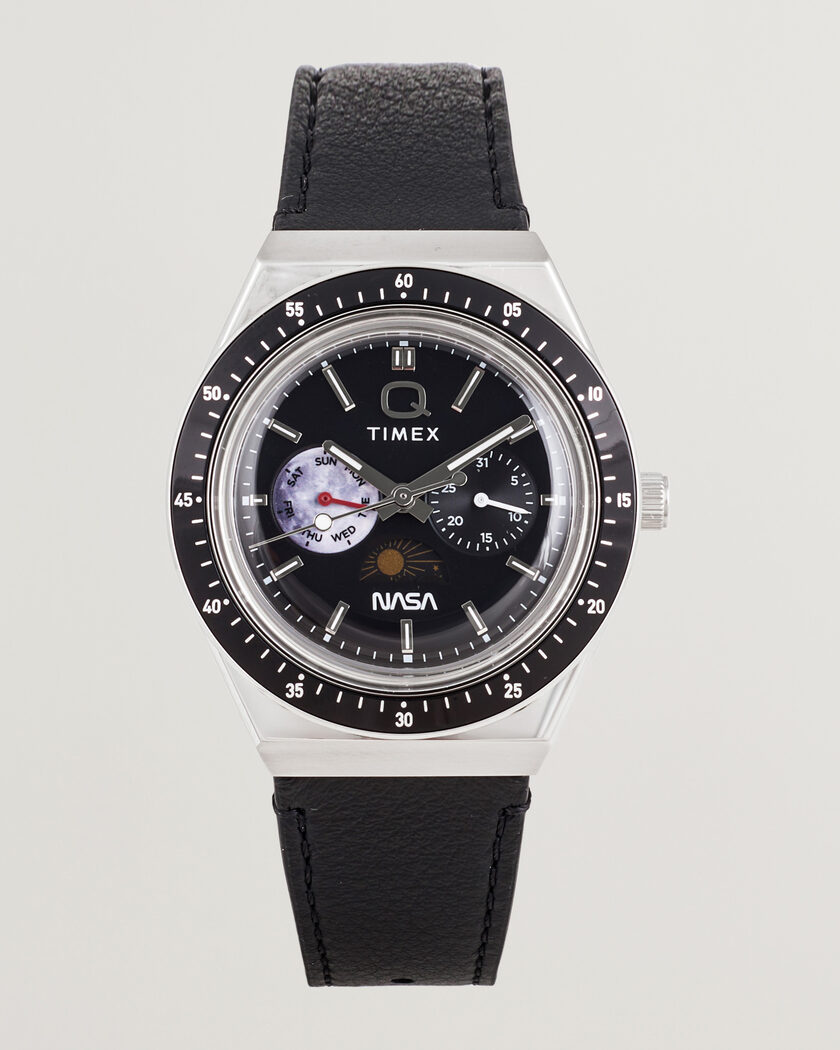Timex Q x NASA Luminous Leather Strap 40mm Black Dial – Schwarz