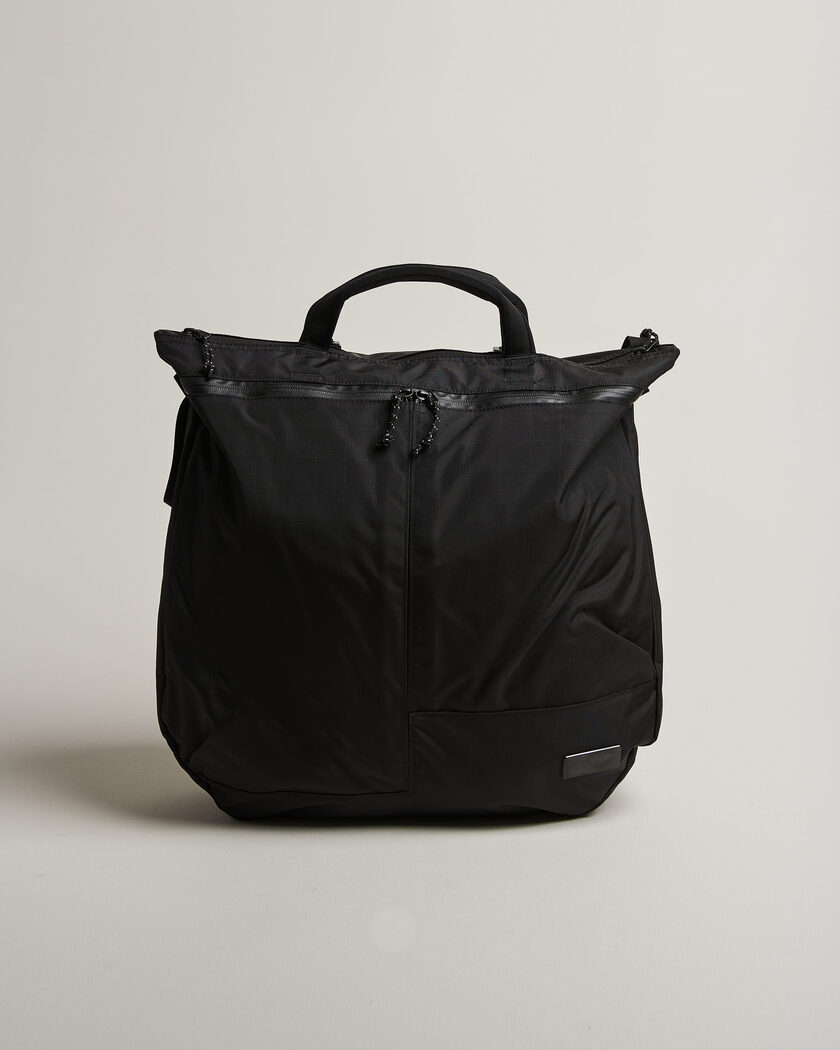 DB Utility Tote 32L Black Out – Schwarz