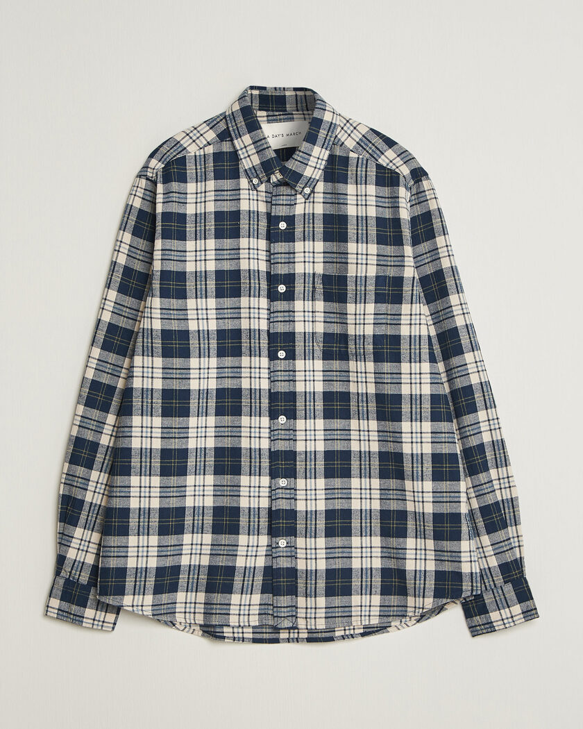 A Day's March Classic Checked Flannel Shirt Navy/White – Blau