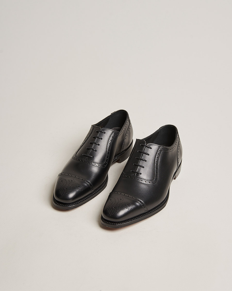 Herren | Loake 1880 Strand Brogue Black Calf | Loake 1880 | Strand Brogue Black Calf
