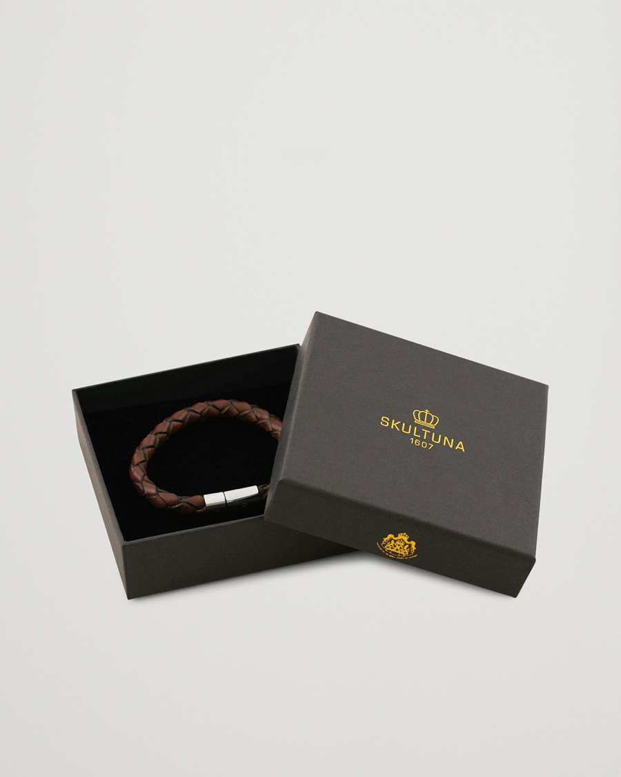 Herren | Skultuna Leather Bracelet Plaited 7 by Lino Ieluzzi Brown | Skultuna | Leather Bracelet Plaited 7 by Lino Ieluzzi Brown