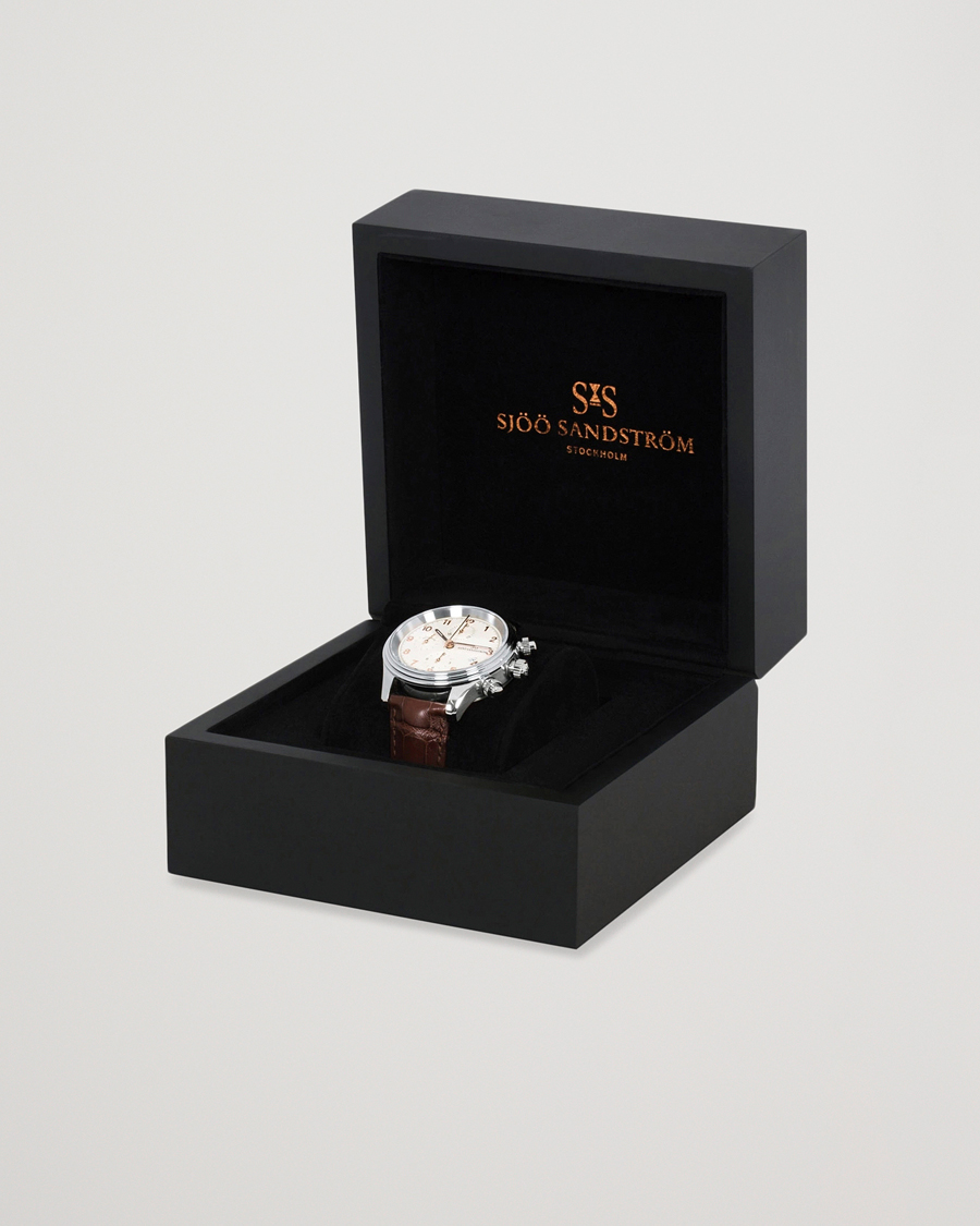 Herren | Sjöö Sandström Royal Steel Chronograph 42mm Ivory/Brown Alligator | Sjöö Sandström | Royal Steel Chronograph 42mm Ivory/Brown Alligator
