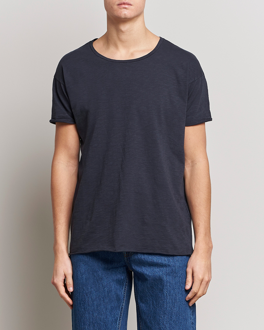 Herren | T-Shirts | Nudie Jeans | Roger Slub Crew Neck Tee Navy