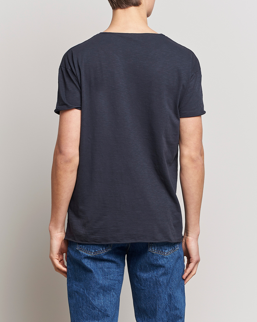 Herren | T-Shirts | Nudie Jeans | Roger Slub Crew Neck Tee Navy