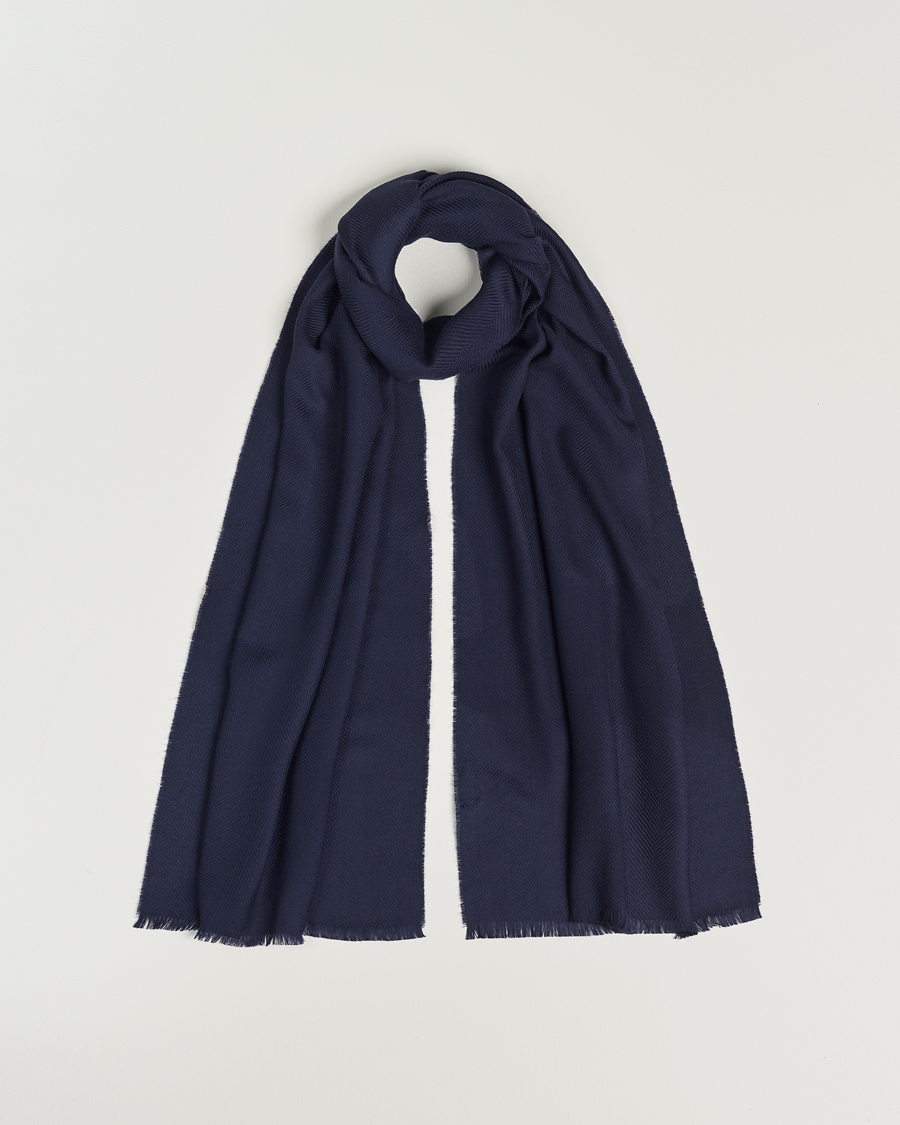 Herren | Eton Merino Wool Herringbone Scarf Navy | Eton | Merino Wool Herringbone Scarf Navy