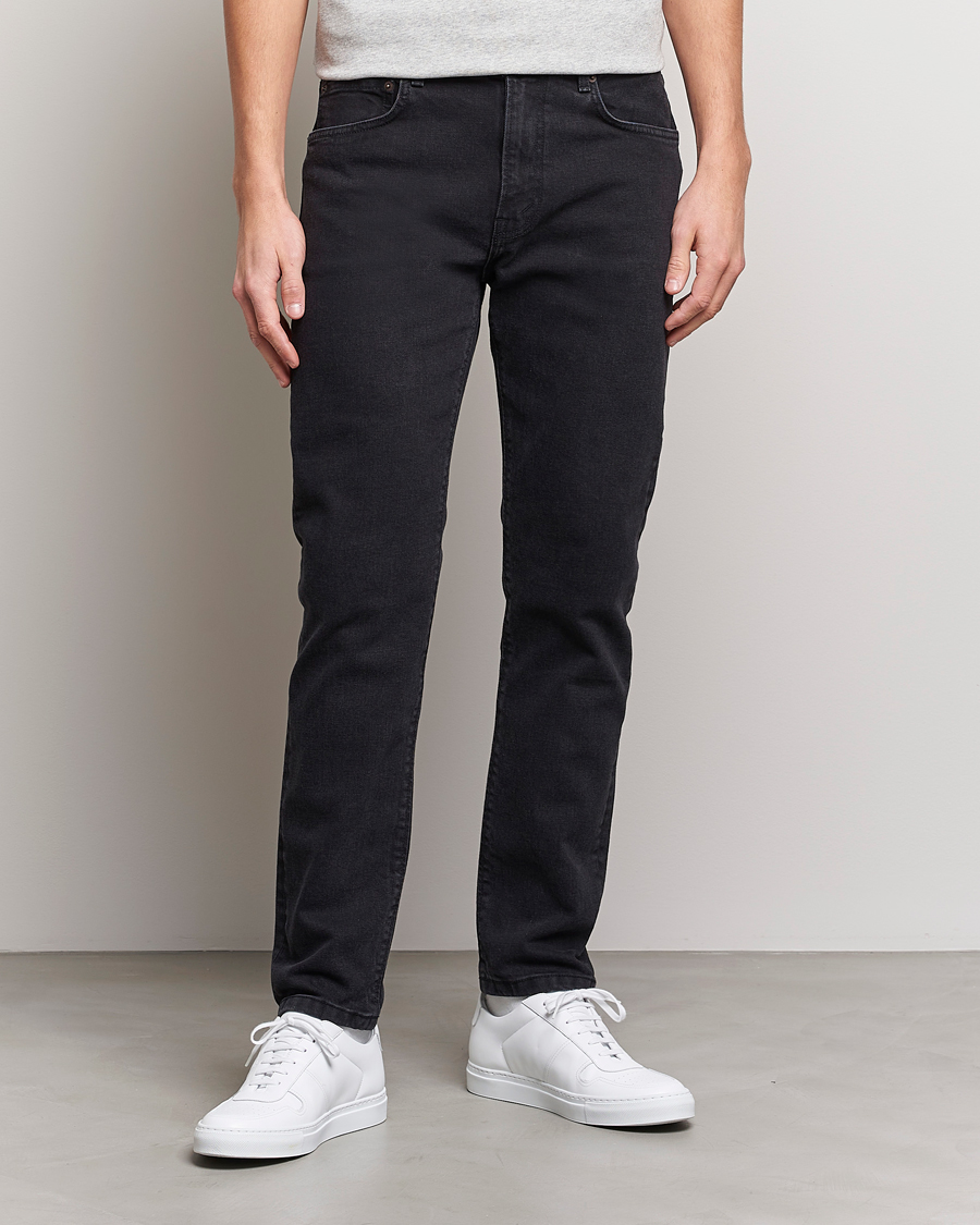 Herren | Schwartze Jeans | Jeanerica | TM005 Tapered Jeans Black 2 Weeks