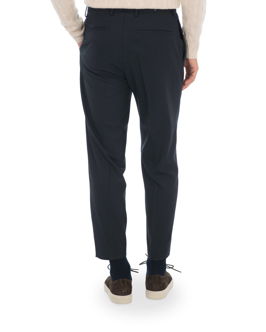 Herren | Hosen | Tiger of Sweden | Tarine Cropt Pleated Trousers Navy