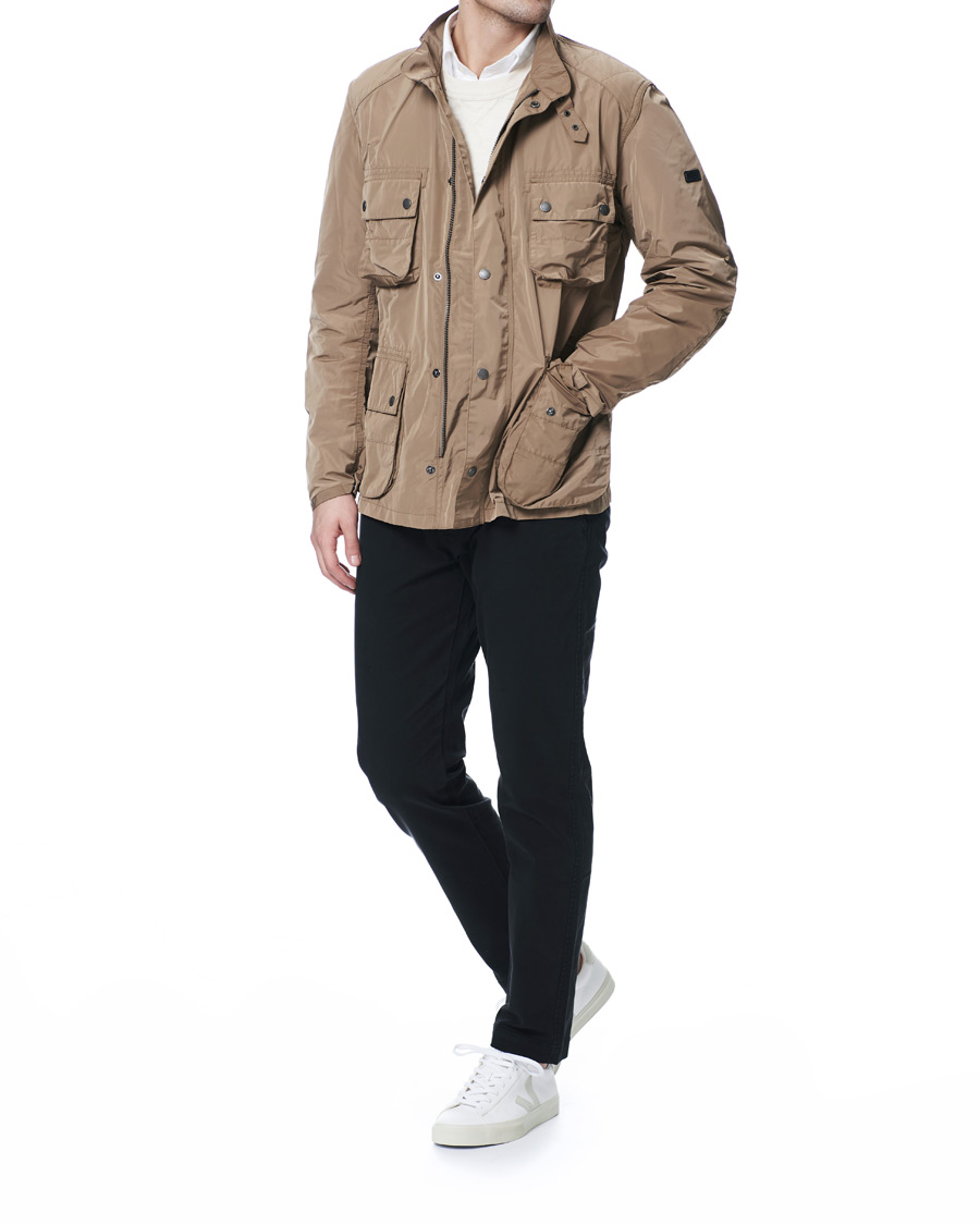 Herren | Hosen | Levi's | Garment Dyed Stretch Chino Mineral Black