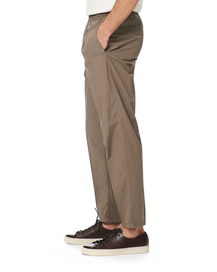 Herren | Hosen | The Gigi | Soft Seersucker Drawstring Trousers Olive