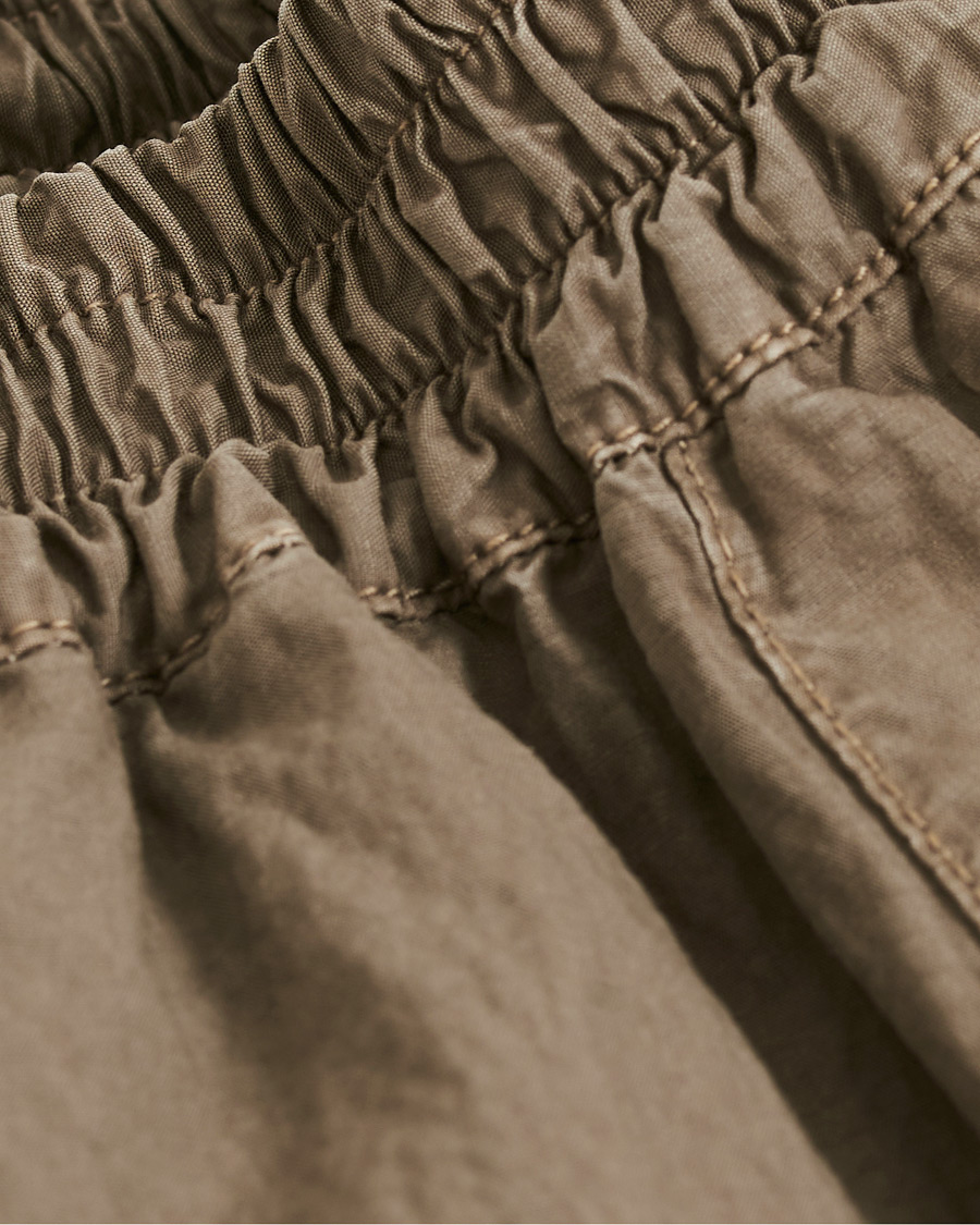 Herren | Hosen | The Gigi | Soft Seersucker Drawstring Trousers Olive