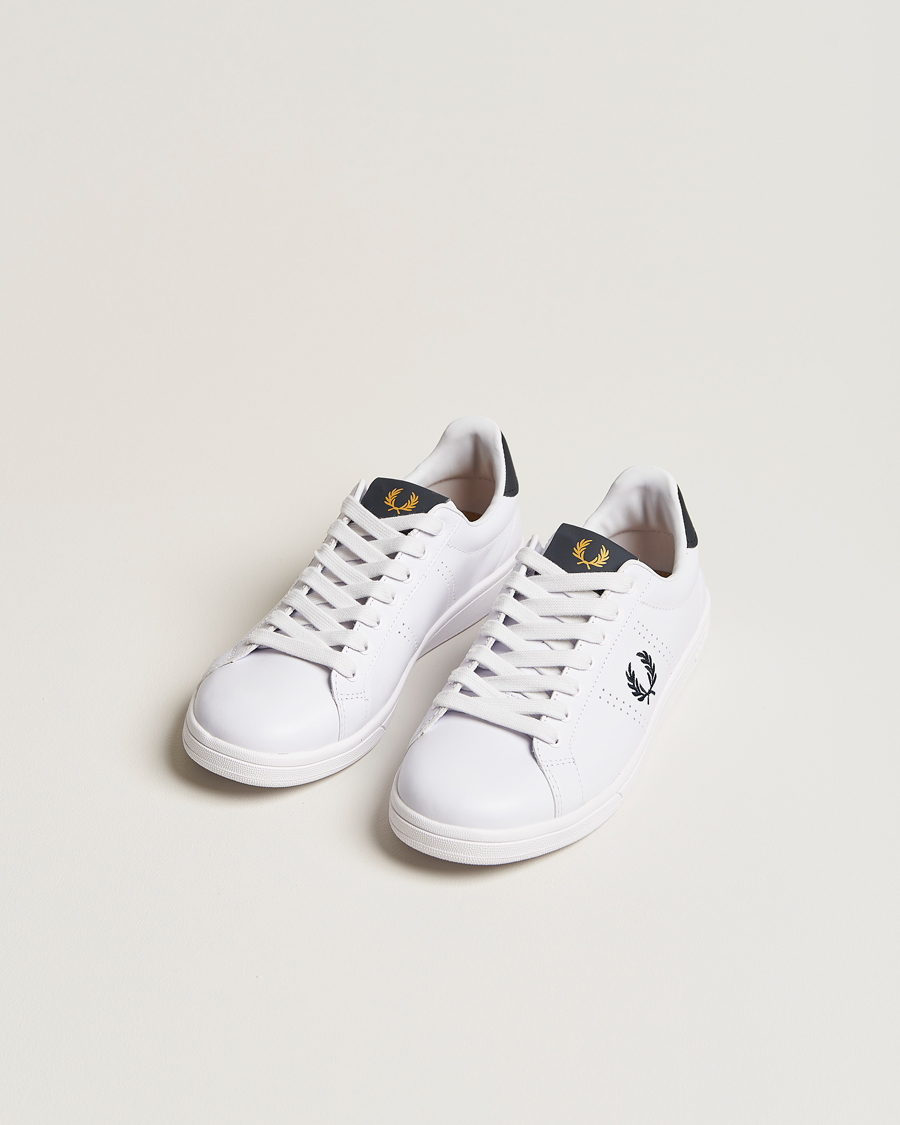 Herren | Fred Perry B721 Leather Sneakers White/Navy | Fred Perry | B721 Leather Sneakers White/Navy