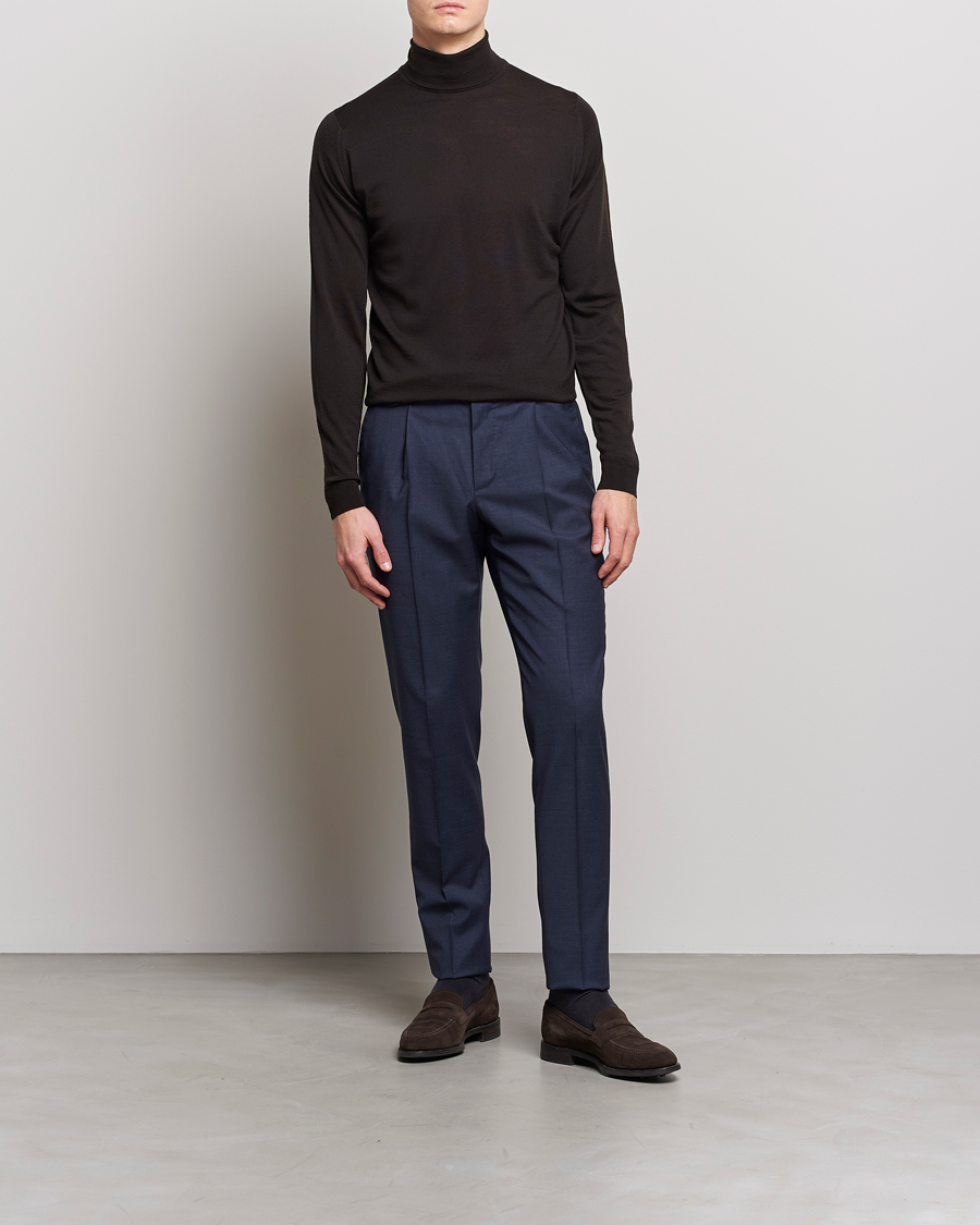 Herren | Pullover | John Smedley | Cherwell Extra Fine Merino Rollneck Dark Cocoa