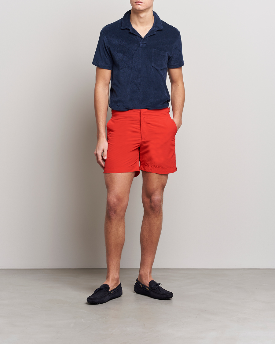 Herren | Orlebar Brown Bulldog II Medium Length Swim Shorts Rescue Red | Orlebar Brown | Bulldog II Medium Length Swim Shorts Rescue Red