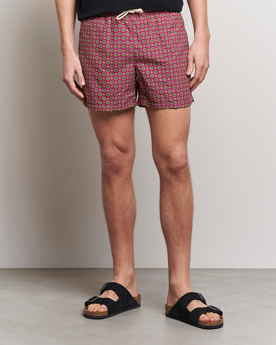 Herren | Badehosen | Ripa Ripa | Nicola Radano Colab Printed Swimshorts Bordeaux