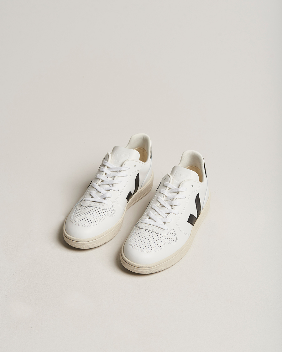 Herren | Veja V-10 Leather Sneaker Extra White/Black | Veja | V-10 Leather Sneaker Extra White/Black
