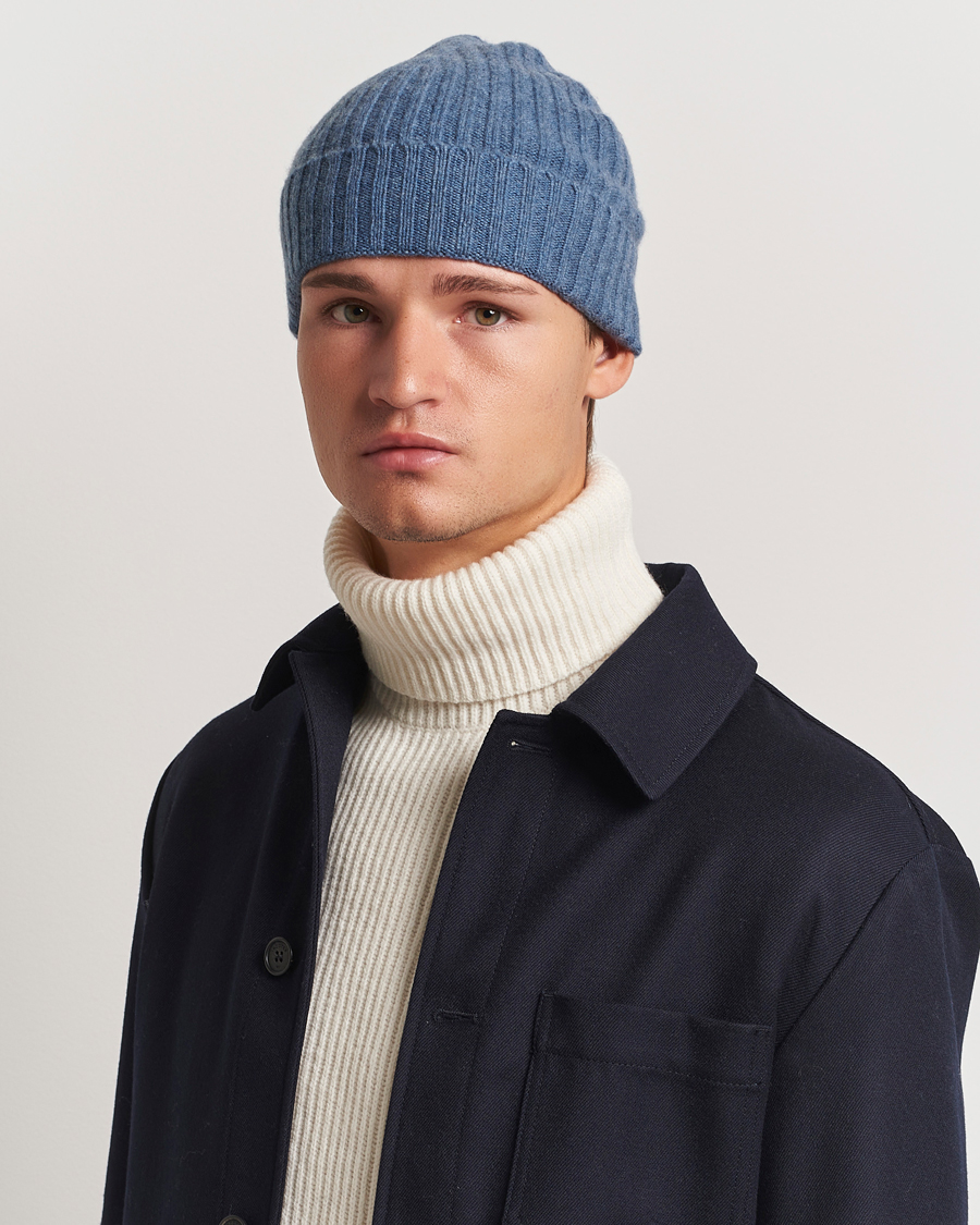 Herren | Amanda Christensen Rib Knitted Cashmere Cap Blue Melange | Amanda Christensen | Rib Knitted Cashmere Cap Blue Melange