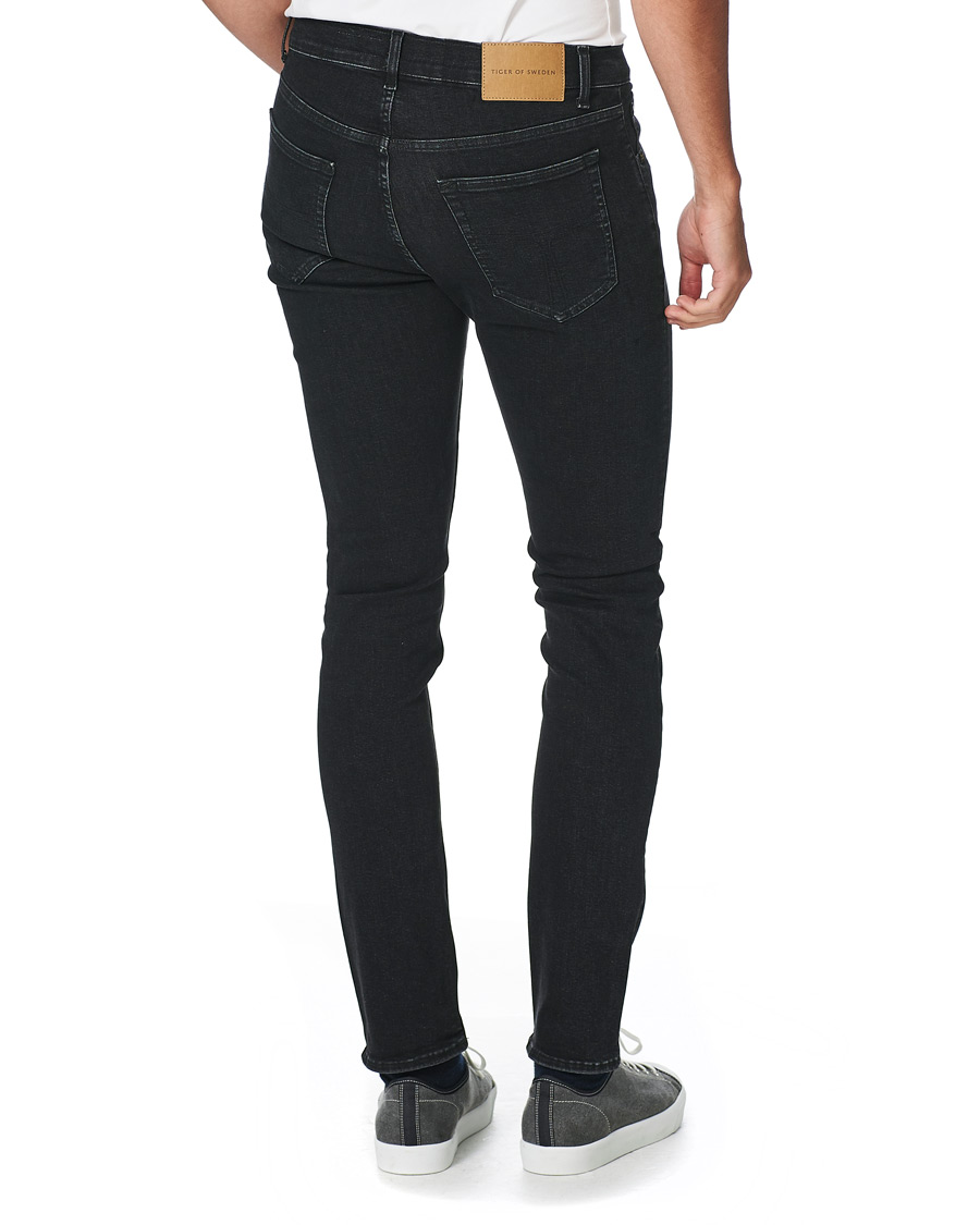 Herren | Jeans | Tiger of Sweden | Leon Superstretch Jeans Black Lead