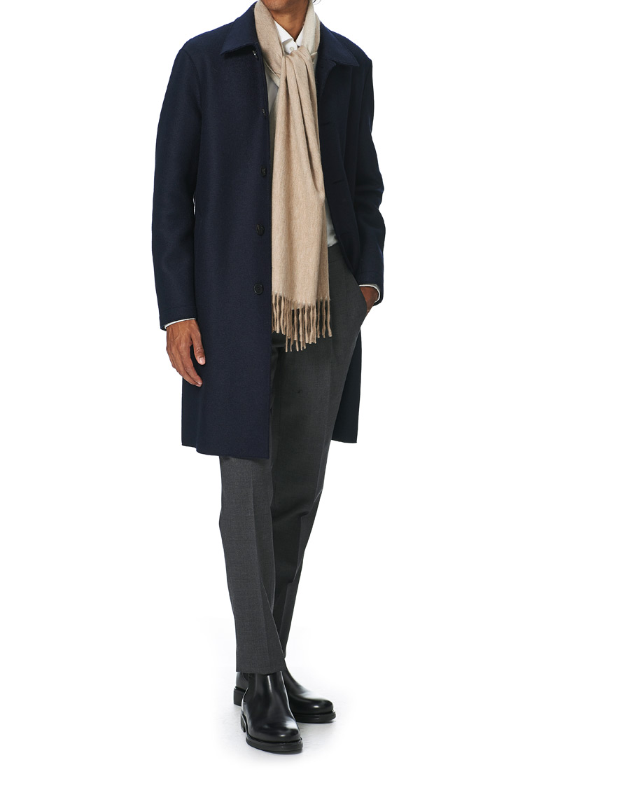 Herren | Begg & Co Arran Reversible Cashmere Scarf Stone/White | Begg & Co | Arran Reversible Cashmere Scarf Stone/White