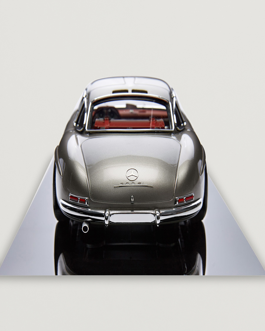 Herren | Dekoration | Ralph Lauren Home | 1955 Mercedes Gullwing Coupe Model Car Silver