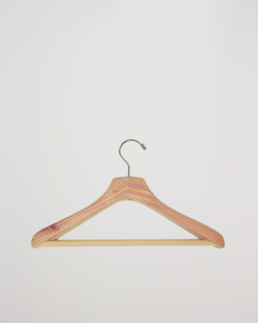 Herren | Care with Carl Cedar Wood Suit Hanger | Care with Carl | Cedar Wood Suit Hanger