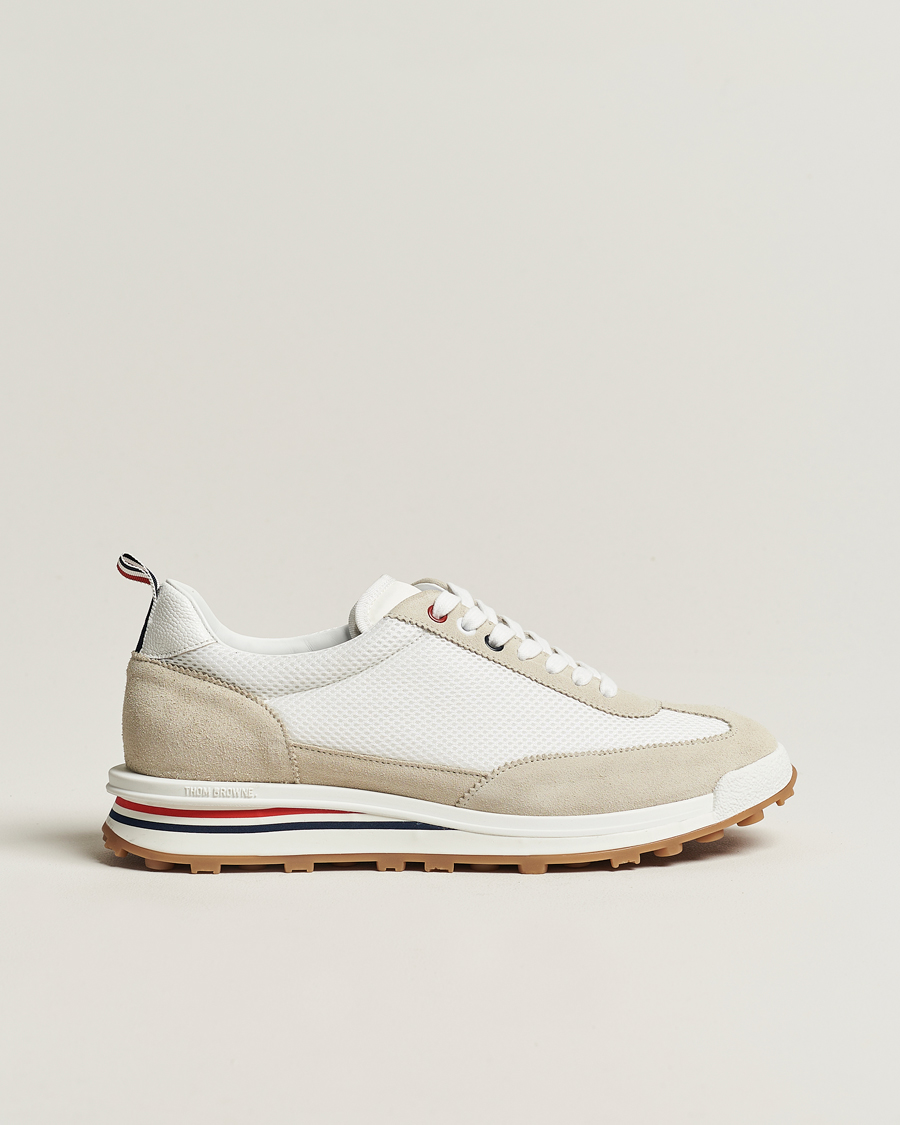 Herren | Thom Browne Tech Runner Suede Sneakers White | Thom Browne | Tech Runner Suede Sneakers White