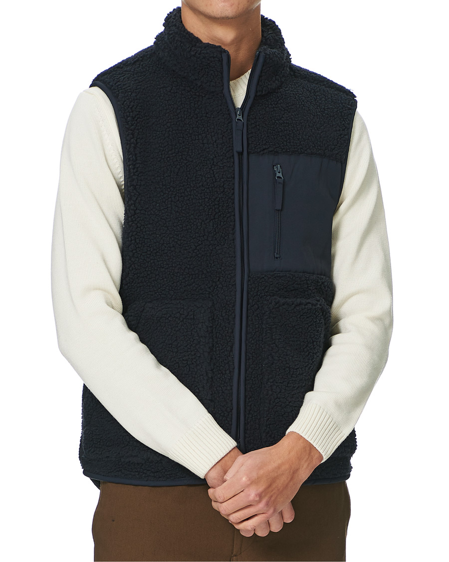 Herren | Pullover | A Day's March | Arvån Recycled Fleece Vest Navy