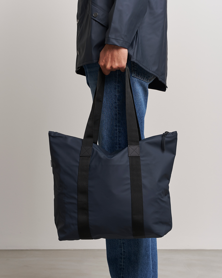 Herren | RAINS Tote Bag Rush Navy | RAINS | Tote Bag Rush Navy