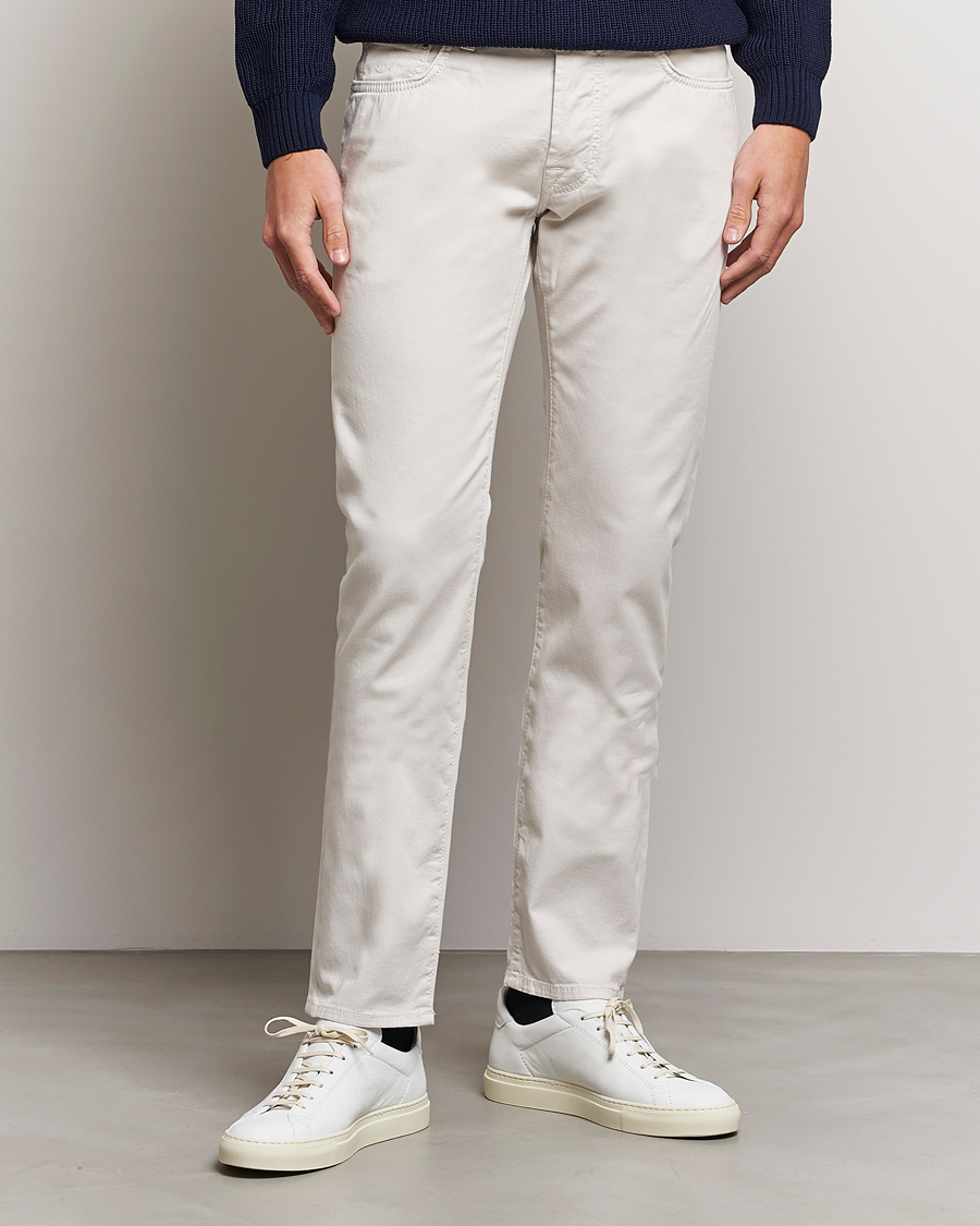Herren | 5-Pocket-Hosen | Jacob Cohën | Bard Garment Dyed Gabardine Trousers Beige