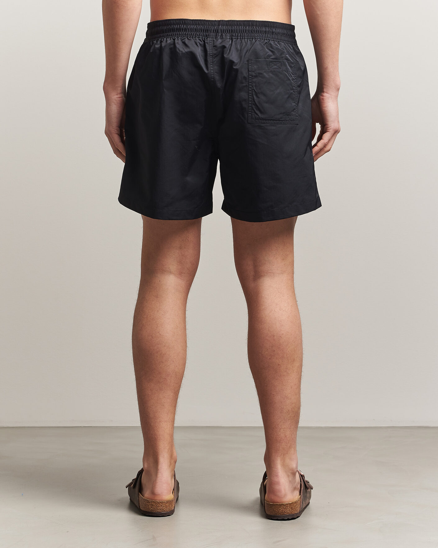 Herren | Badehosen | Colorful Standard | Classic Organic Swim Shorts Deep Black