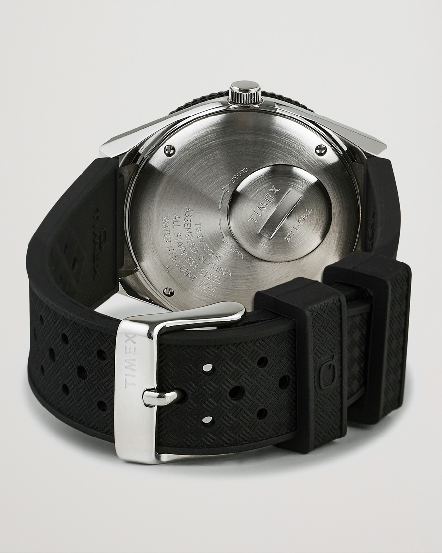 Herren | Timex Q Diver 38mm Rubber Strap Black | Timex | Q Diver 38mm Rubber Strap Black