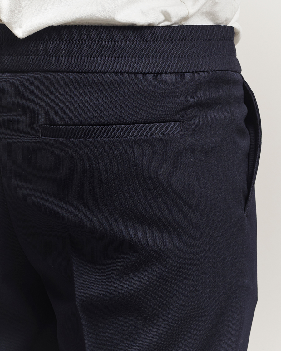 Herren | Hosen | Filippa K | Terry Gabardine Cropped Turn Up Trousers Navy