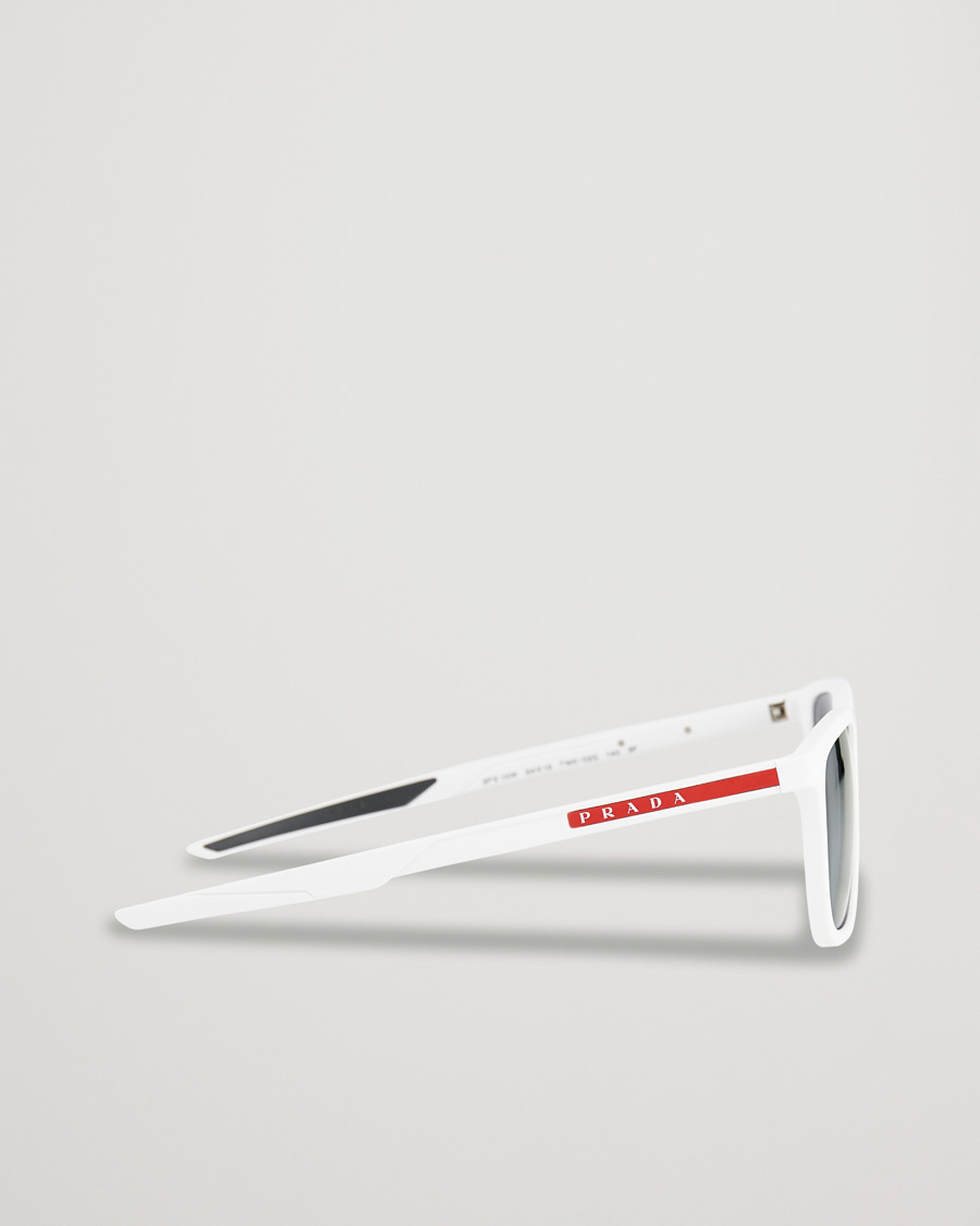 Herren | Prada Linea Rossa 0PS 10WS Polarized Sunglasses White | Prada Linea Rossa | 0PS 10WS Polarized Sunglasses White