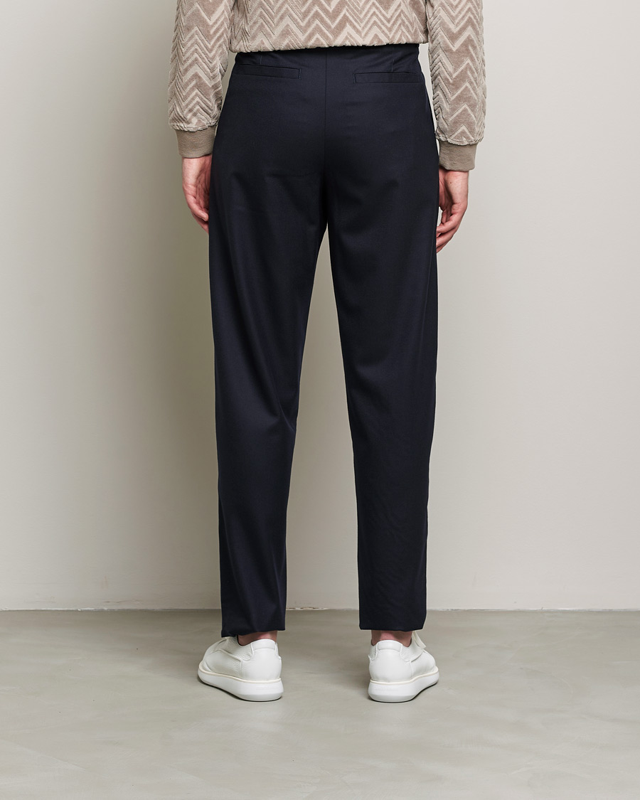 Herren | Hosen | Giorgio Armani | Tapered Pleated Flannel Trousers Navy