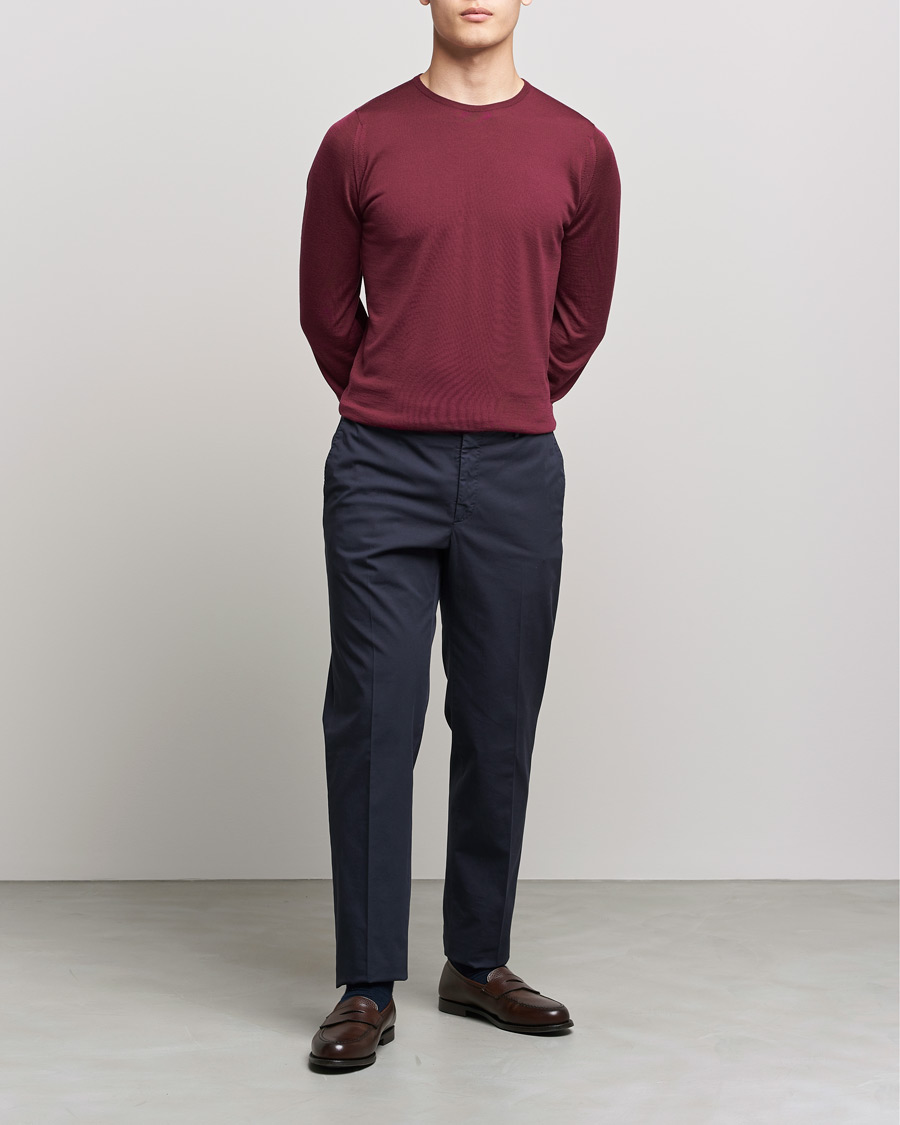 Herren | Pullover | John Smedley | Lundy Extra Fine Merino Crew Neck Bordeaux