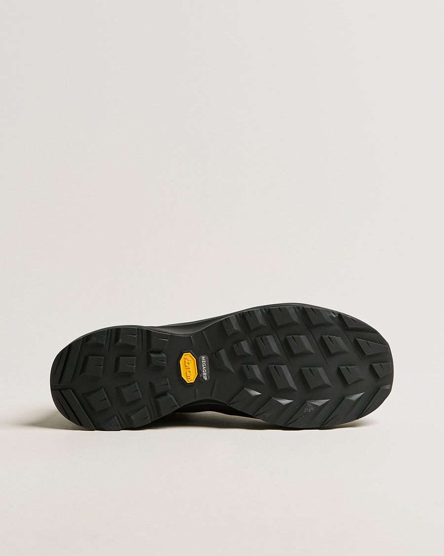 Herren | Arc'teryx Arerios FL Mid GoreTex Boots Black | Arc'teryx | Arerios FL Mid GoreTex Boots Black