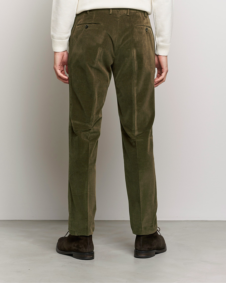 Herren | Hosen | PT01 | Slim Fit Pleated Corduroy Trousers Forest Green