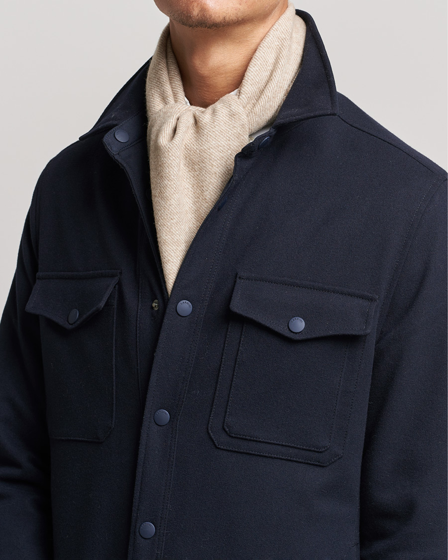 Herren | Stenströms Herringbone Wool Scarf Beige | Stenströms | Herringbone Wool Scarf Beige