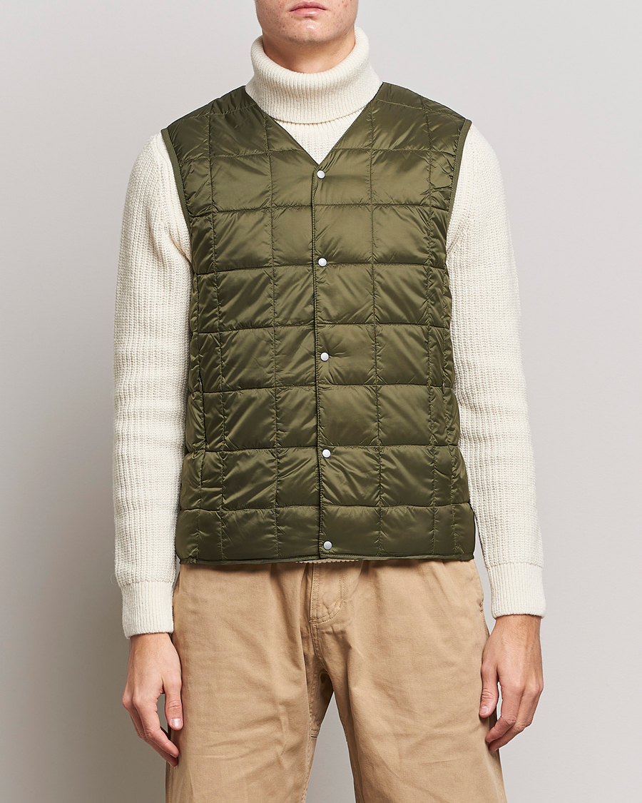 Herren | Jacken | TAION | V-Neck Lightweight Down Vest Dark Olive