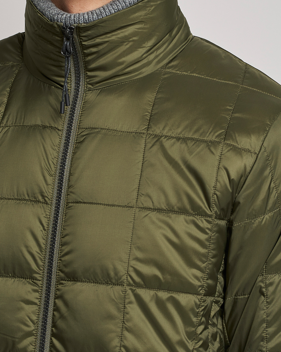 Herren | Jacken | TAION | High Neck Full Zip Lightweight Down Jacket Dark Olive