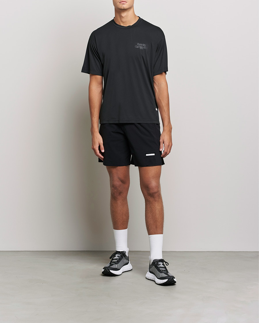 Herren | T-Shirts | Satisfy | AuraLite T-Shirt Black