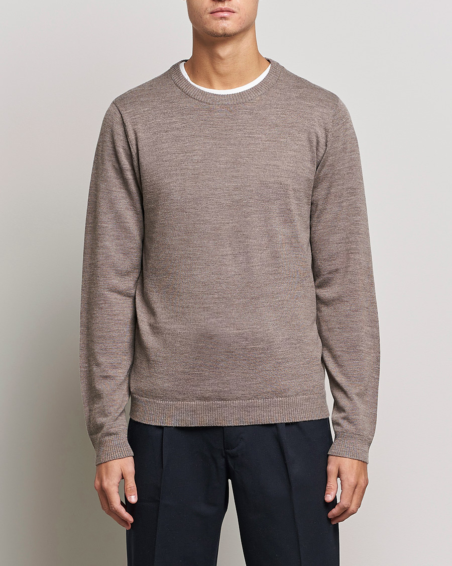 Herren | Pullover | A Day's March | Alagón Merino Crew Taupe Melange